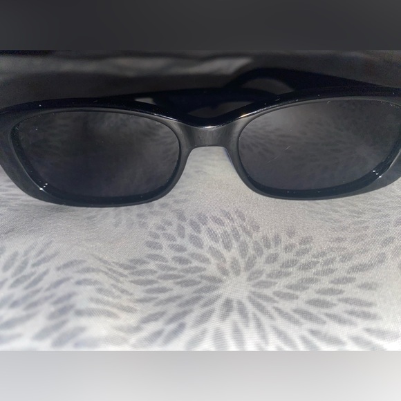 LE SPECS Black ‘Unreal!’ Sunglasses - Picture 2 of 5